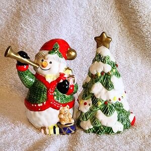 Omnibus Christmas Snowman and Tree Ceramic Salt and Pepper Shaker Set Multicolor